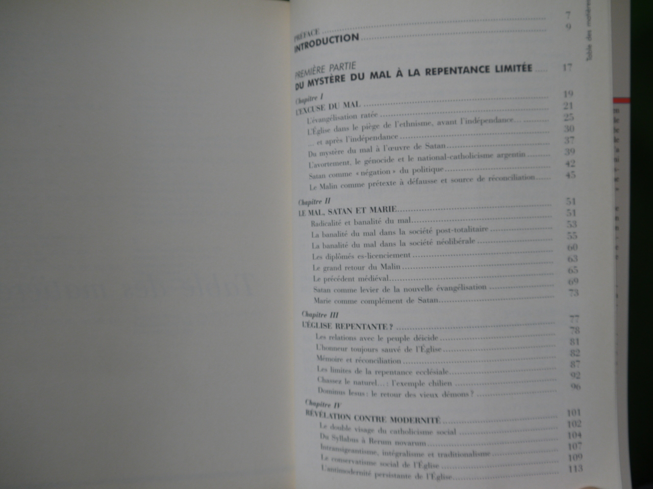 Le sabre, la machette et le goupillon, Léon Saur, Mols, 2004 – Image 3